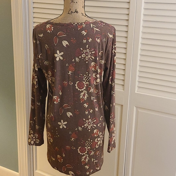 LuLaRoe Lynnae Ribbed - XL - Picture 3 of 8